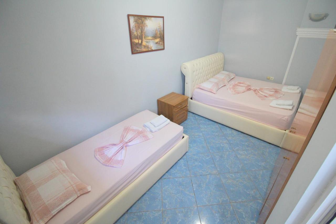 Andy Apartments Sarande Exterior photo