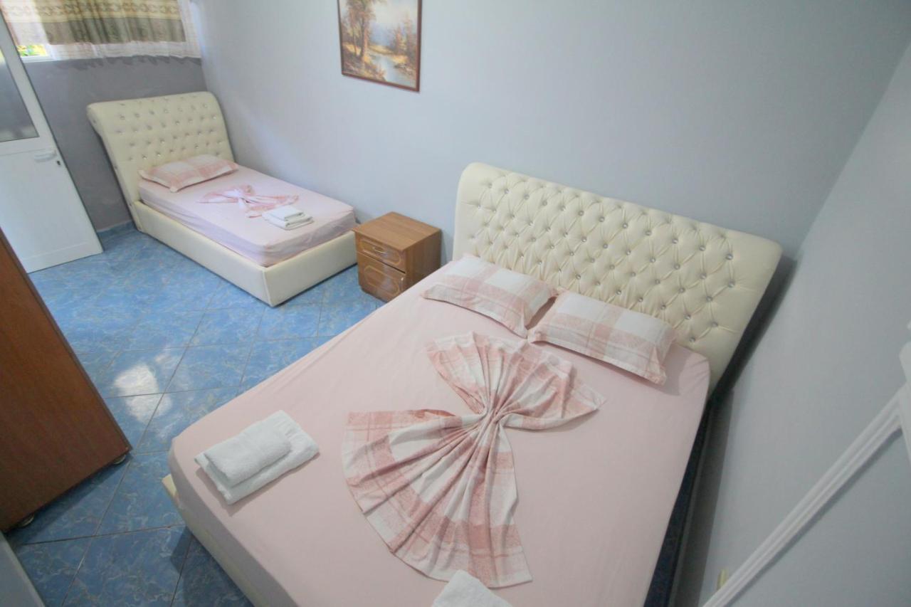 Andy Apartments Sarande Exterior photo