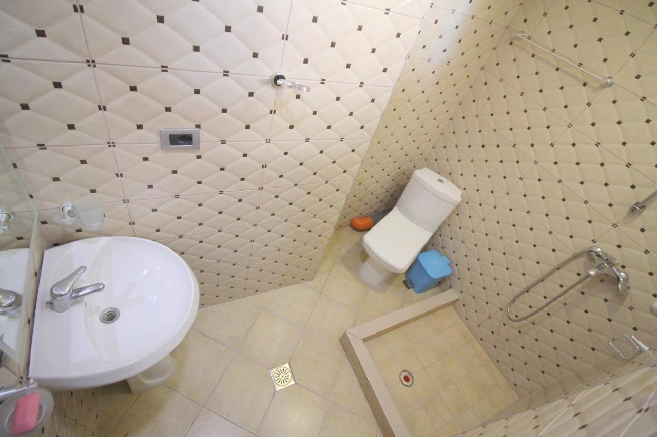 Andy Apartments Sarande Exterior photo