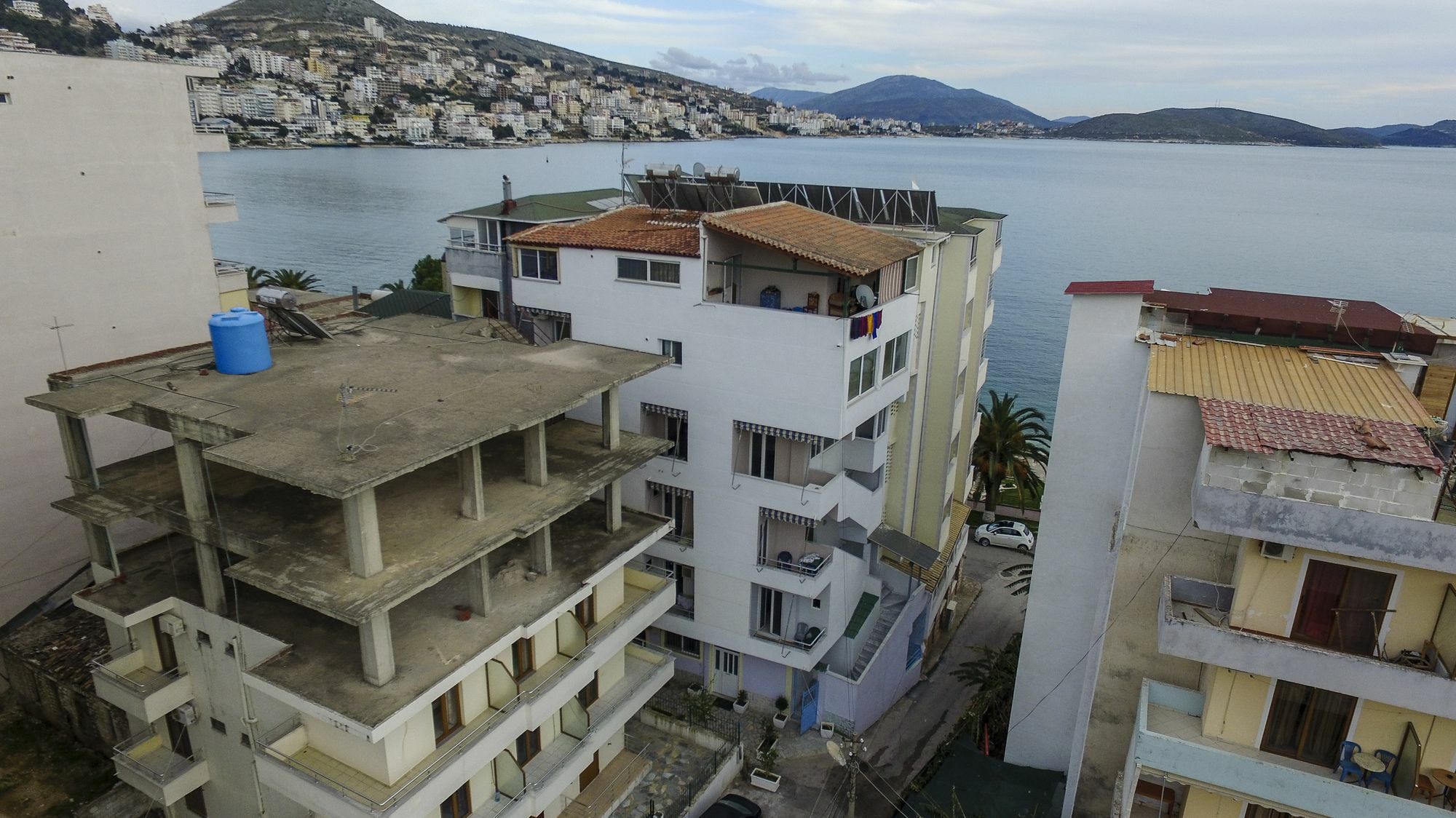 Andy Apartments Sarande Exterior photo